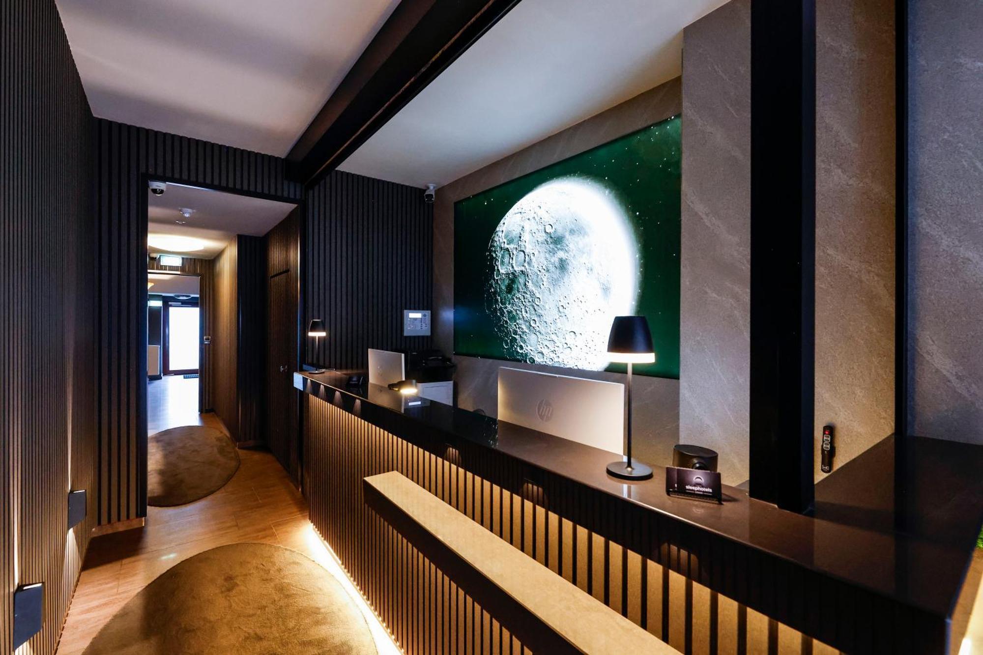 Sleephotels Cosmos Hamburg Exterior foto