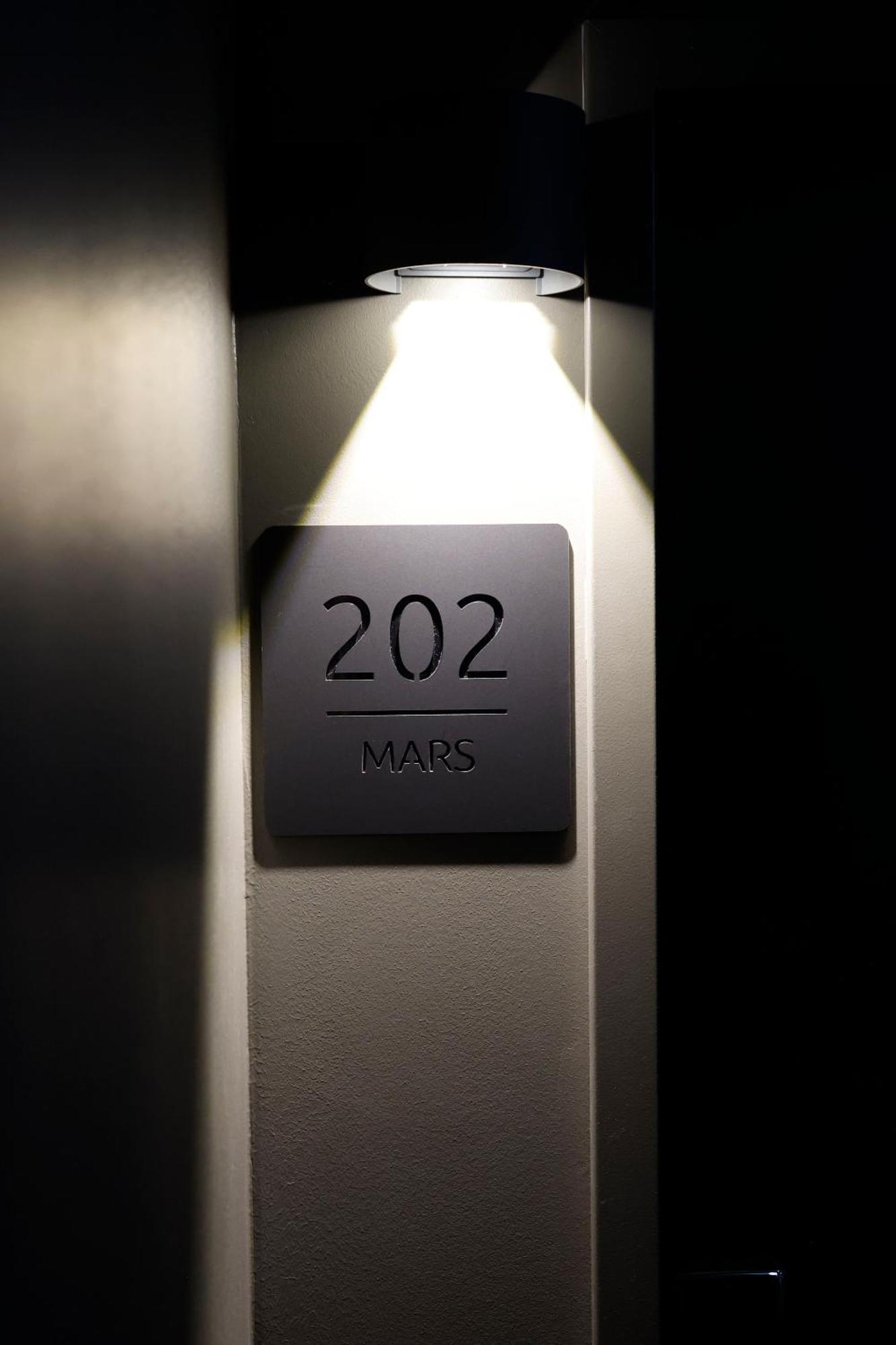 Sleephotels Cosmos Hamburg Exterior foto