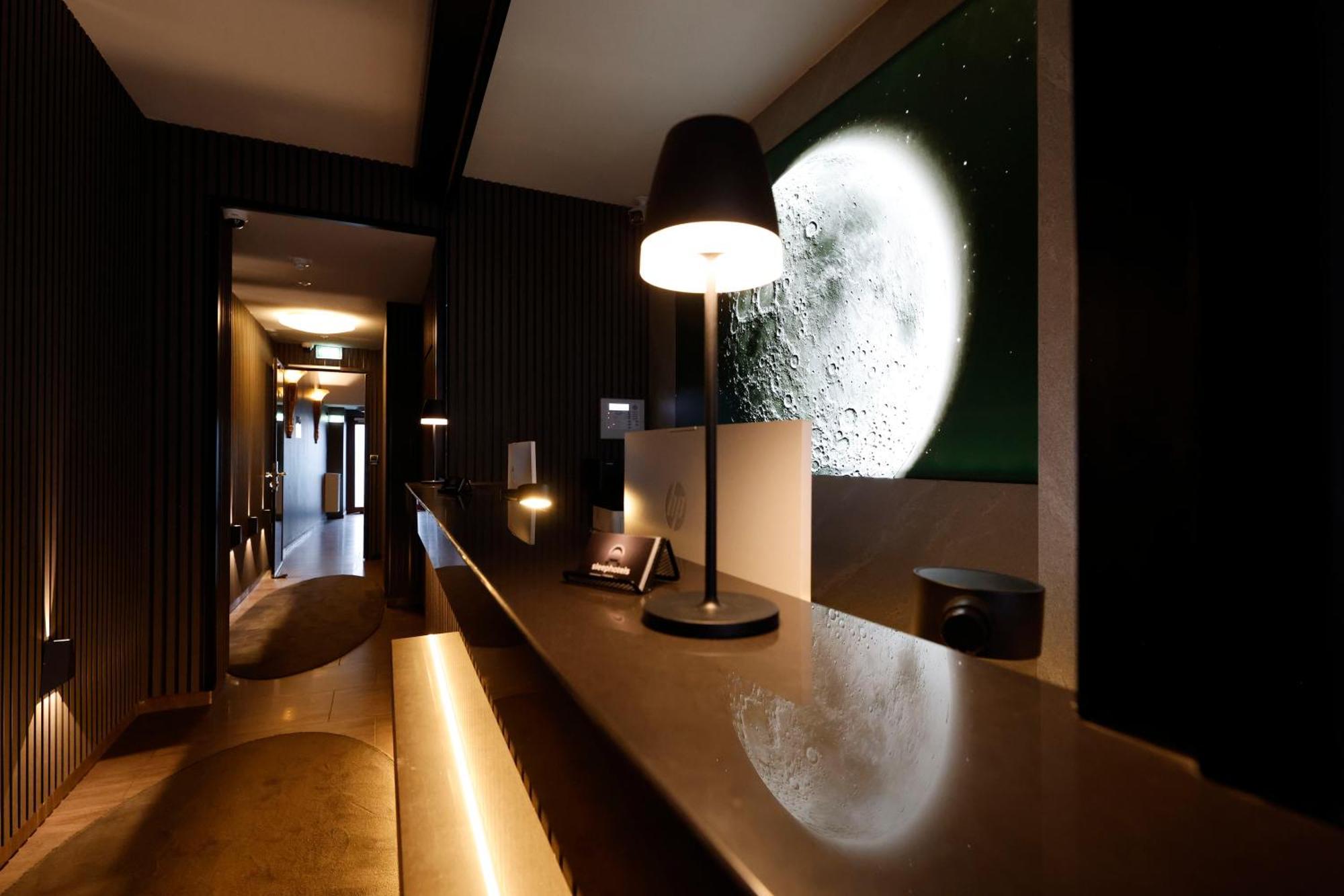 Sleephotels Cosmos Hamburg Exterior foto